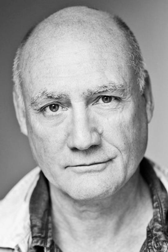 罗伯特·格瑞姆 Robert Gwilym