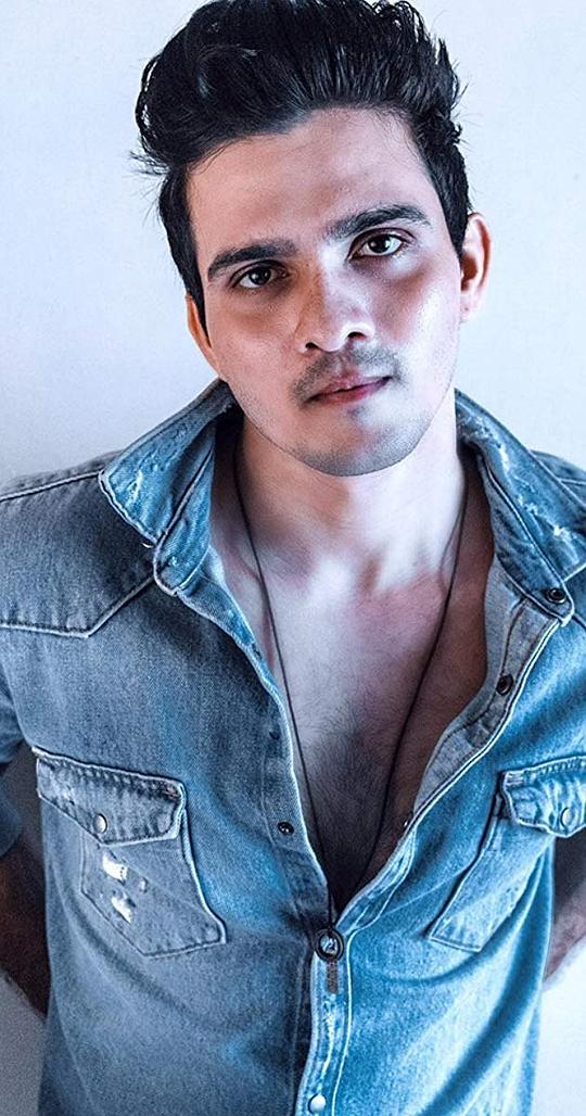 阿姆里特·卡什亚普 Amrit Kashyap