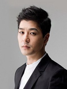 张英 Young Jang