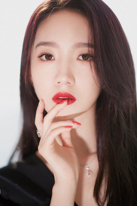 孟美岐 Meiqi Meng
