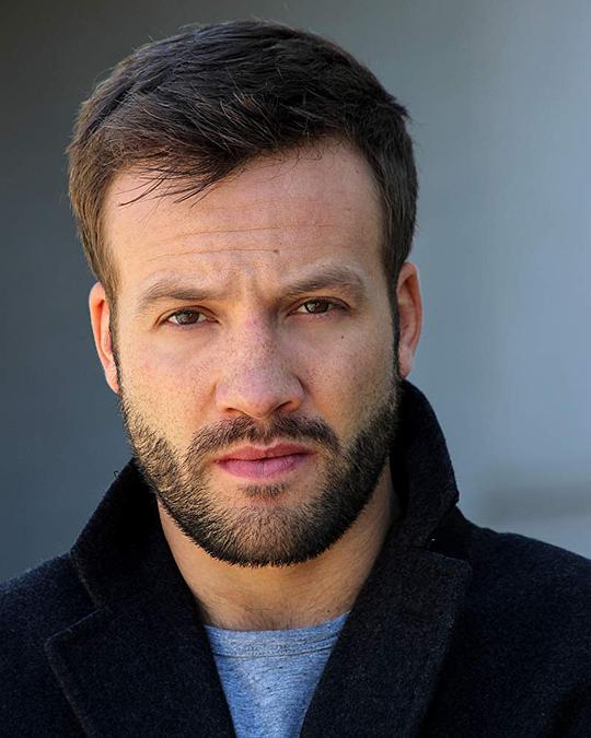 多米尼克·李德 Dominic Leeder