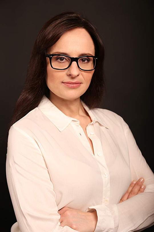 凯特琳娜·塔克西亚 Katerina Taxia