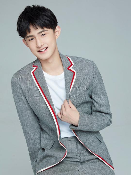 王一鸣 Yiming Wang