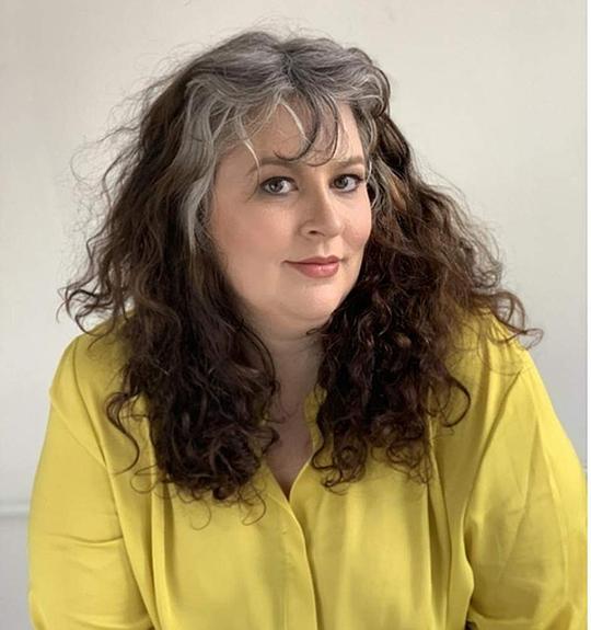 苏珊娜·史密斯 Suzanne Smith