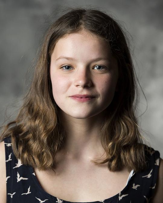 莱奥尼·西索德 Léonie Souchaud