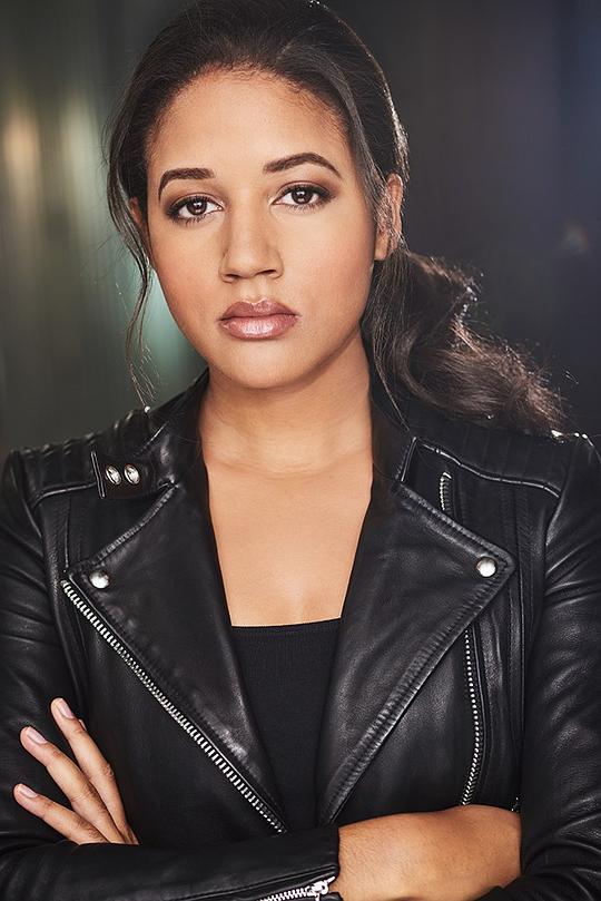 费莉西娅·桑德斯 Philicia Saunders