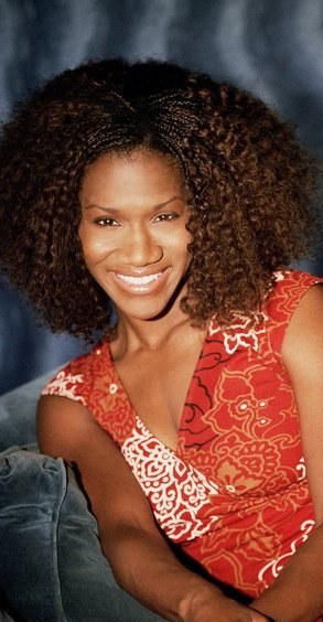 安琪莉可·佩林 Angelique Perrin