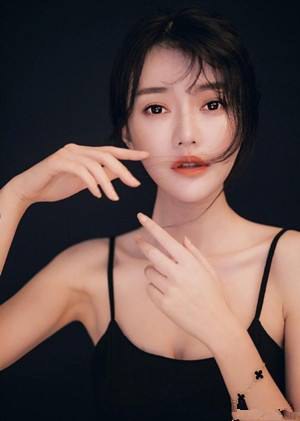 刘欣然 Xinran Liu