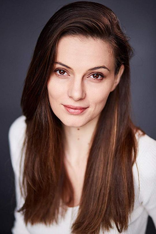 安德莉亚·迪亚克 Andreea Diac