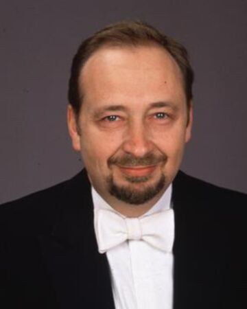 Robert L. Manahan Robert L. Manahan