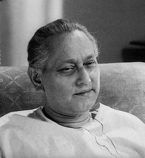 乔比·比沙什 Chhabi Biswas