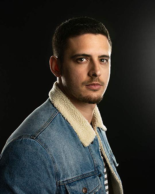 达斯汀·弗雷斯特 Dustin Forrester