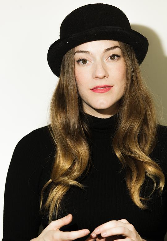 维多利亚·霍根 Victoria Hogan