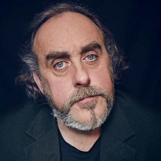 安格斯·巴尼特 Angus Barnett