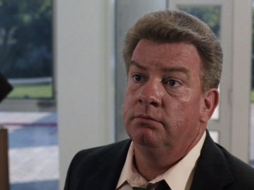 查尔斯·哈拉汉 Charles Hallahan