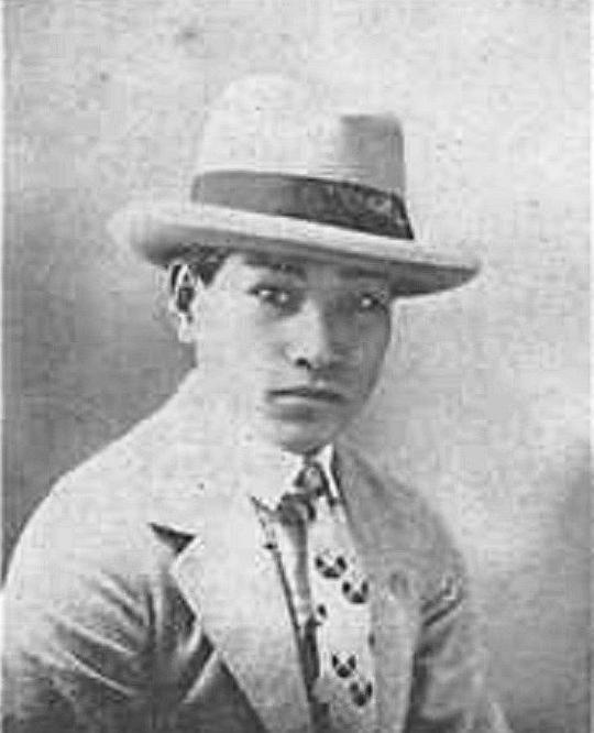 陆华彰 Huazhang Lu