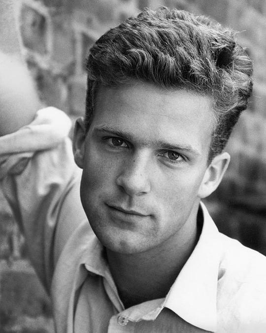 Peter Jones Peter Jones
