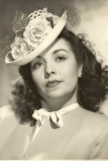 阿尔玛·贝特兰 Alma Beltran