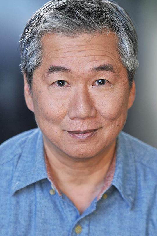 小詹姆斯·J·德 James J. Der Jr.