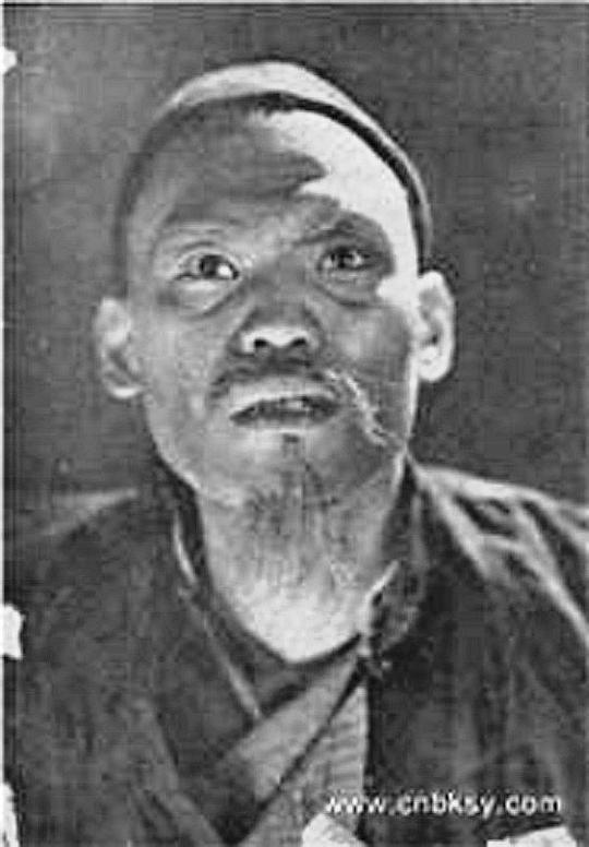 周凤文 Fengwen Zhou