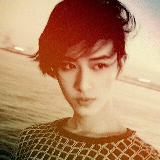 胡潇灵 Schollin Hu