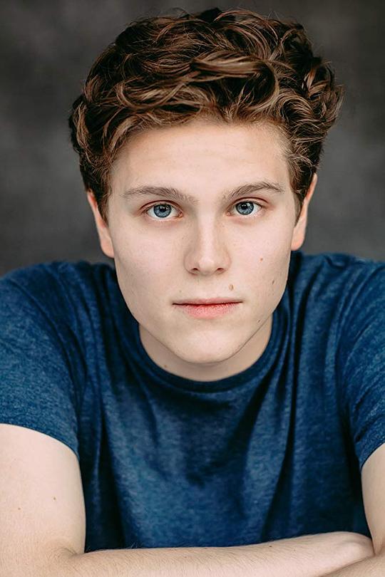 马修 尼尔森-马胡德 Matthew Nelson-Mahood