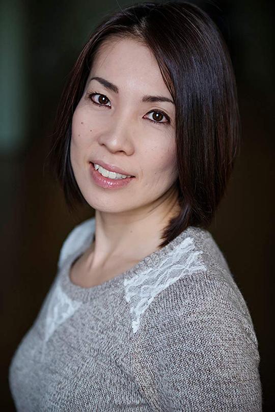 小松由香里 Yukari Komatsu