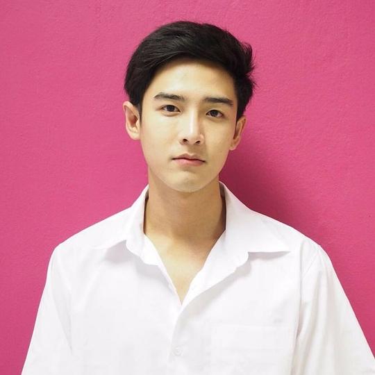 陂诺皮帕·帕塔纳汕他侬 Pronpiphat Pattanasettanon