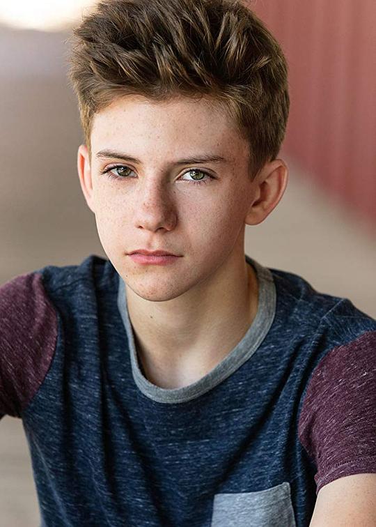 泰勒·桑德斯 Tyler Sanders