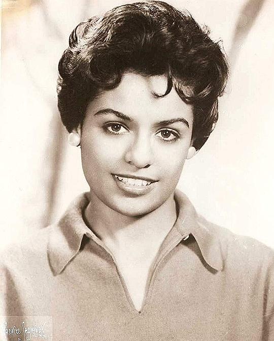 芭芭拉·麦克奈尔 Barbara McNair