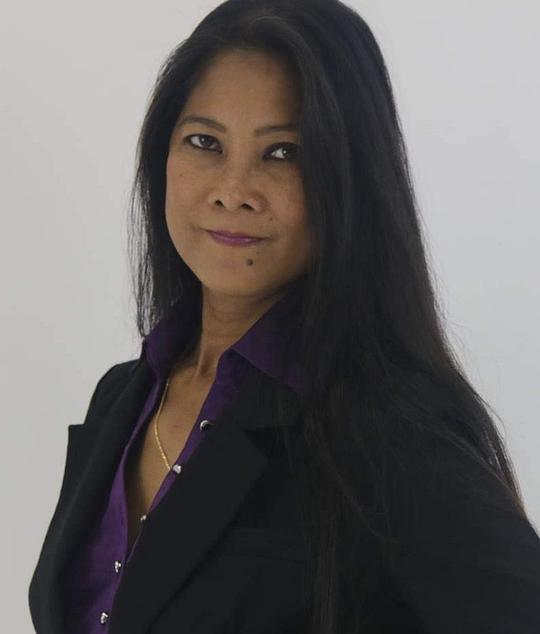 艾米丽塔·T·冈萨雷斯 Emelita T. Gonzalez