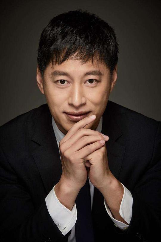 谢云鹏 Yunpeng Xie