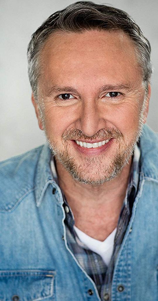 霍兰德·海耶斯 Holland Hayes