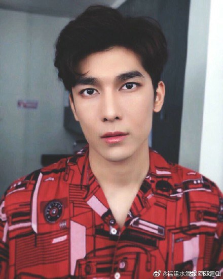 苏帕西·宗澈瓦 Suppasit Jongcheveevat