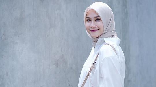 扎斯基亚·阿迪亚·梅恰 Zaskia Adya Mecca