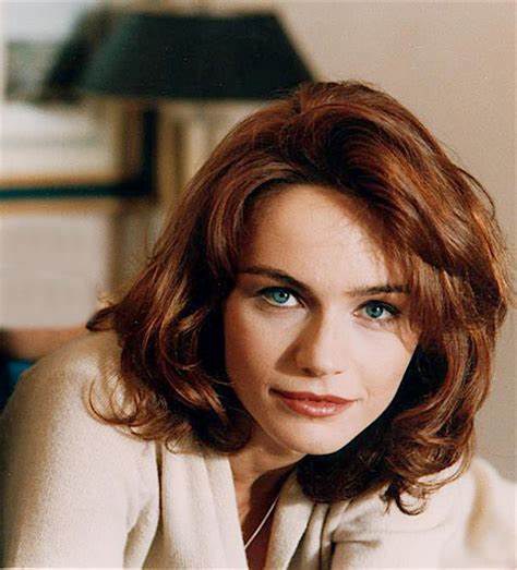 弗朗切斯卡·内里 Francesca Neri