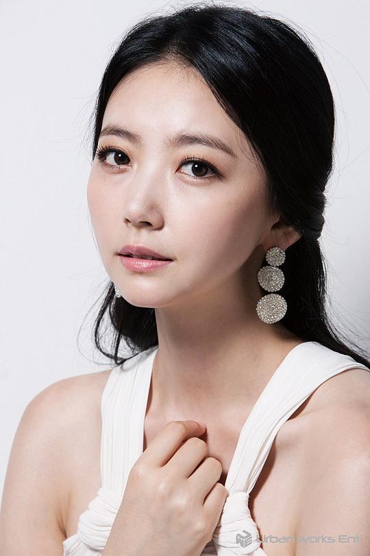 任圣嫣 Seong-Eon Lim