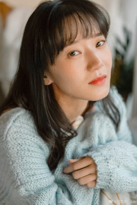 闫文君 Wenjun Yan