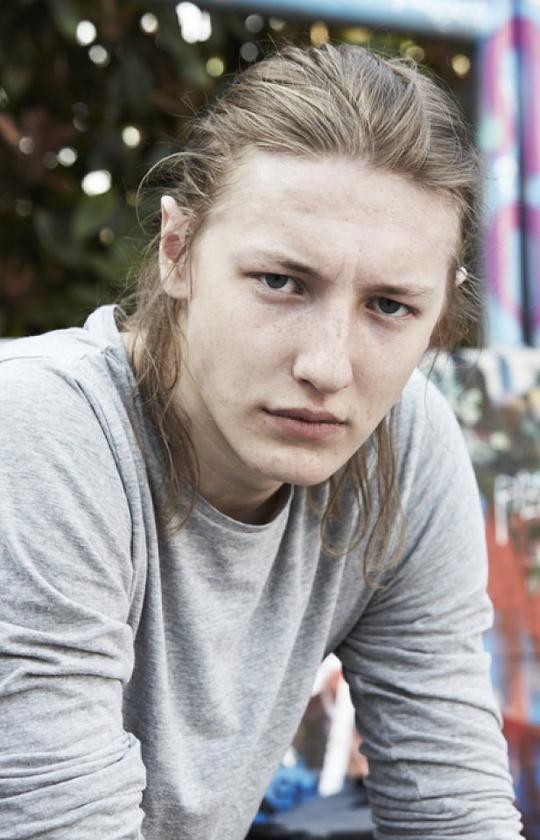 朱利安·邦菲格里奥 Julian Bonfiglio