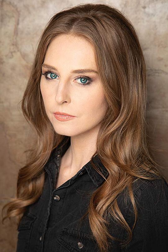 托尼娅·科妮斯 Tonya Cornelisse