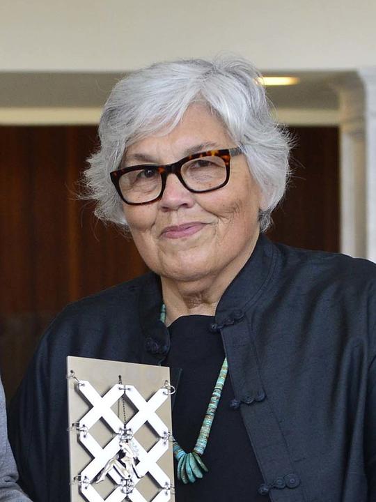 卢尔德斯·波蒂洛 Lourdes Portillo