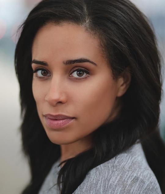 萨卡里萨·克莱克斯顿 Sacharissa Claxton