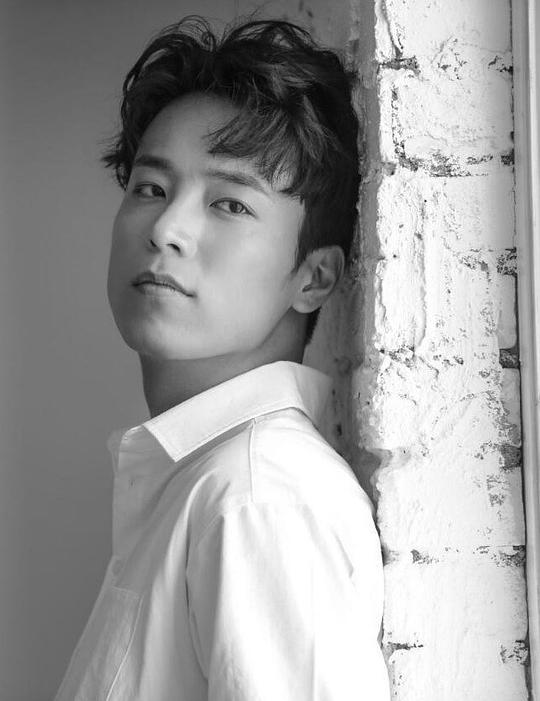 吴一凡 Yifan Wu