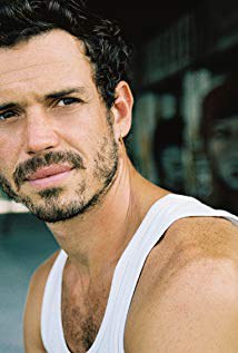 料内尔·林格赛 Lionel Lingelser