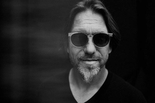 J·迈克尔·穆罗 J. Michael Muro