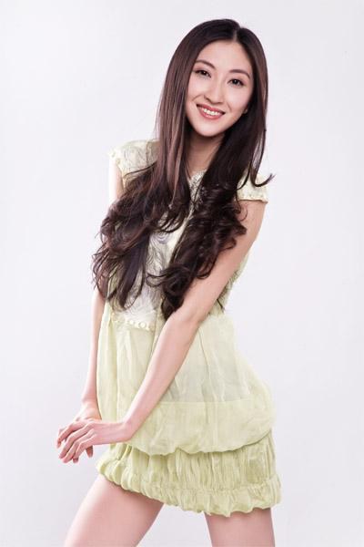 吕平滢 Pingying Lü