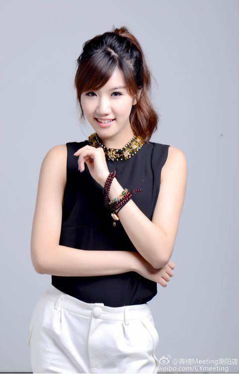 吴圆圆 Yuanyuan Wu