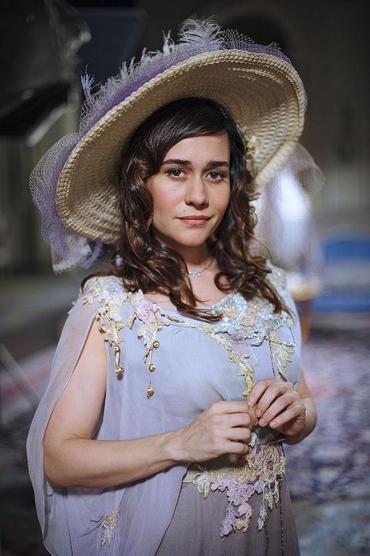 亚历桑德拉·内格里尼 Alessandra Negrini