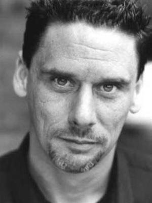 詹姆斯·鲍尔斯 James Bowers