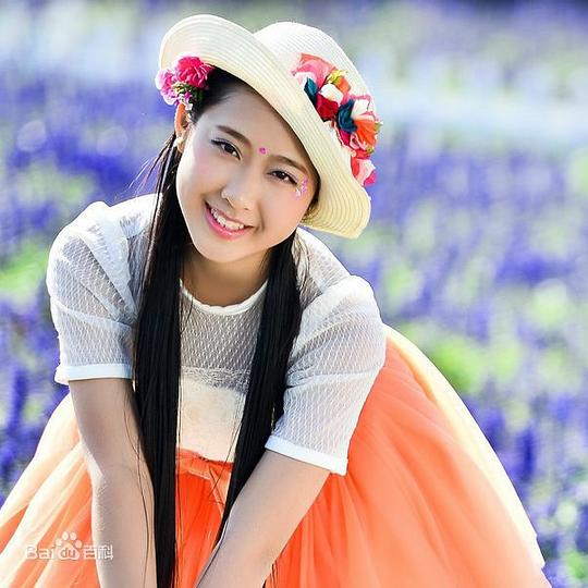 袁雪儿 Xueer Yuan